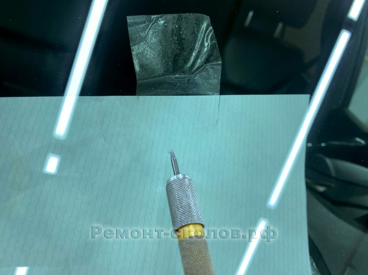 Ремонт лобового стекла Lexus на Профсоюзной