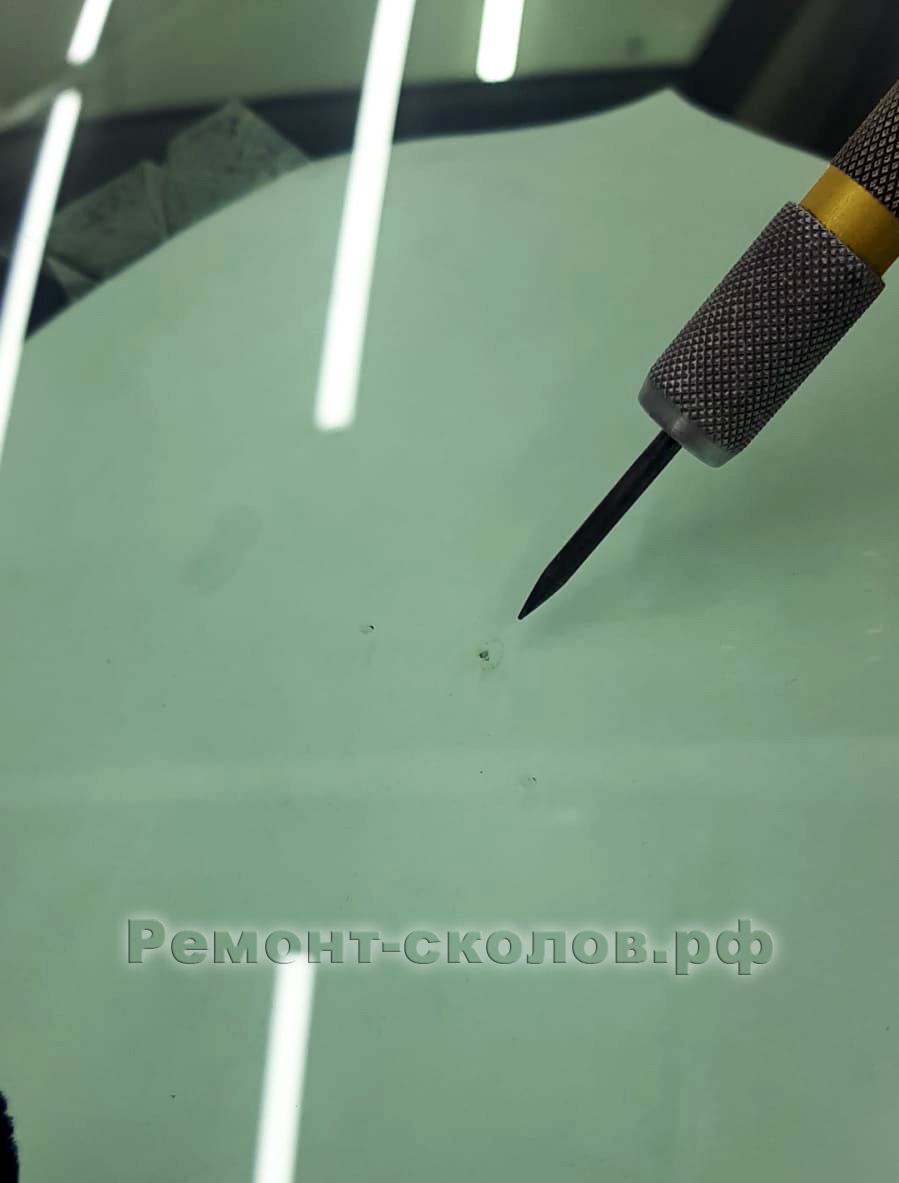 Ремонт скола лобового стекла Lexus Крылатское