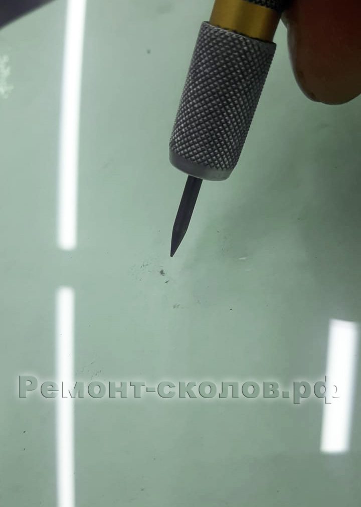 Мерседес ремонт скола лобового стекла Крылатское