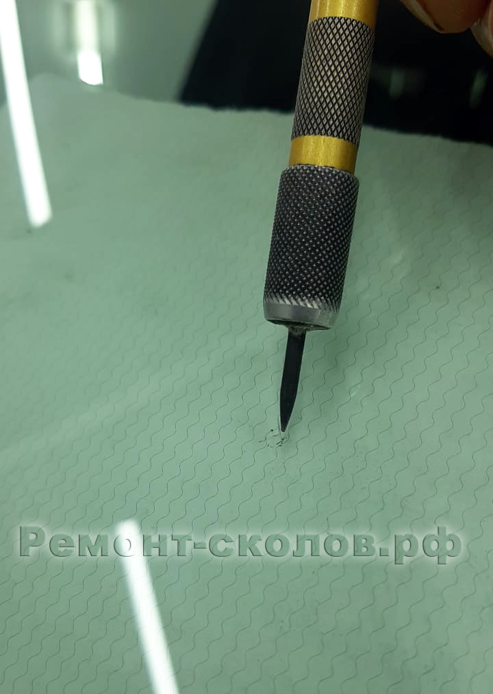 RangeRover ремонт скола лобового стекла в ЗАО