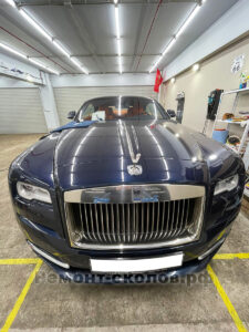 Rolls-Royce coupe ремонт лобового стекла в ЮЗАО